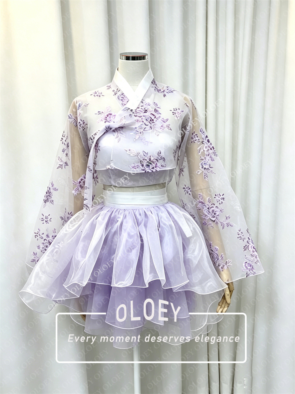 OLOEY Modern Floral Print Shor - Modern Korean Lifestyle 评论和价格